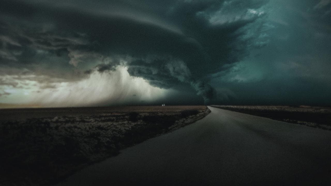 Tornado: Miasto w pułapce