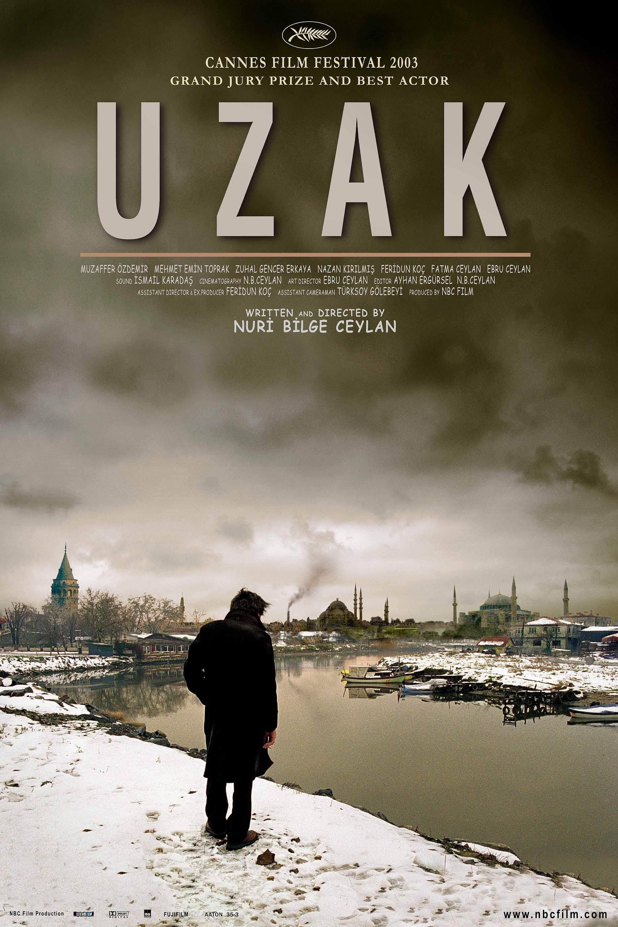 Oglądaj Uzak