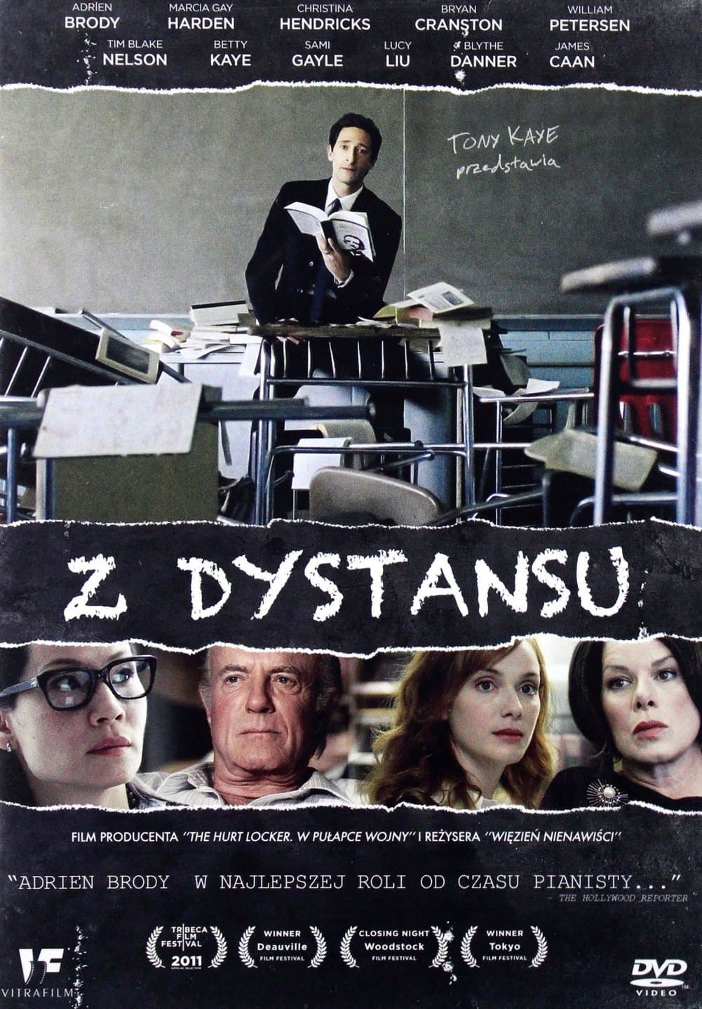 Oglądaj Z dystansu