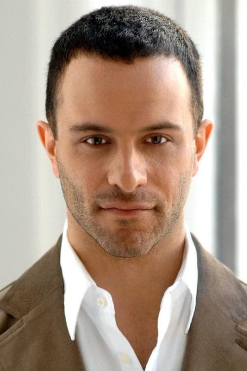 Aaron Costa Ganis zdjęcie