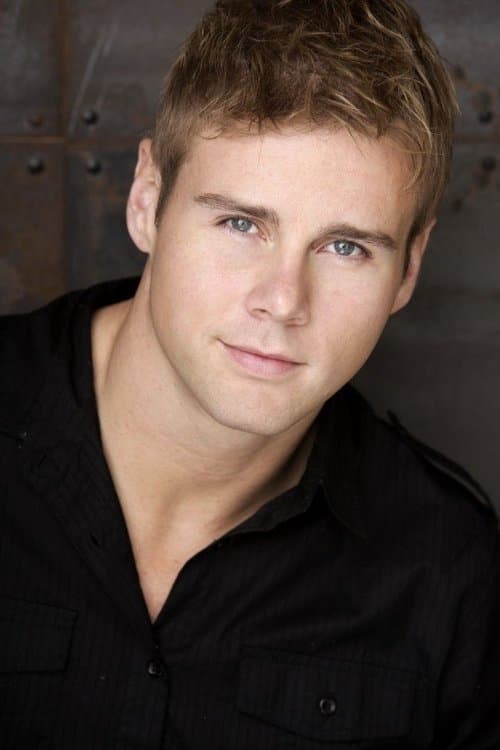 Aaron Hill zdjęcie