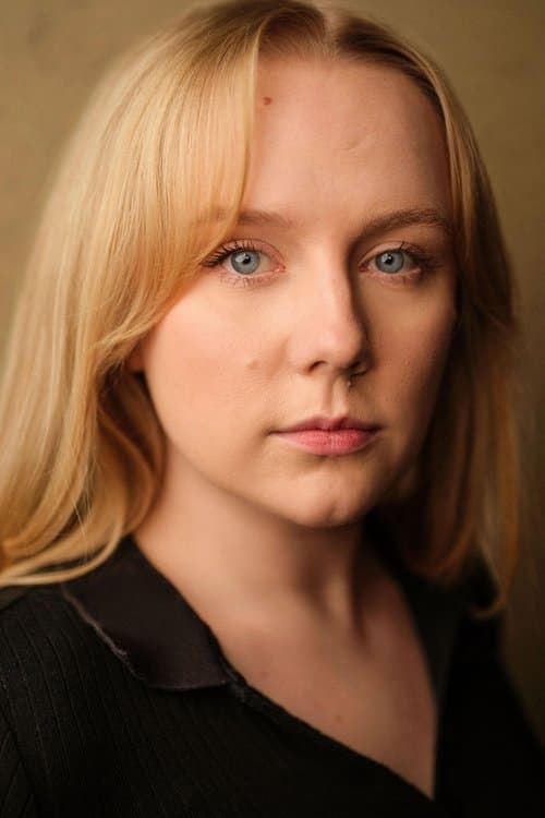Alexa Davies zdjęcie