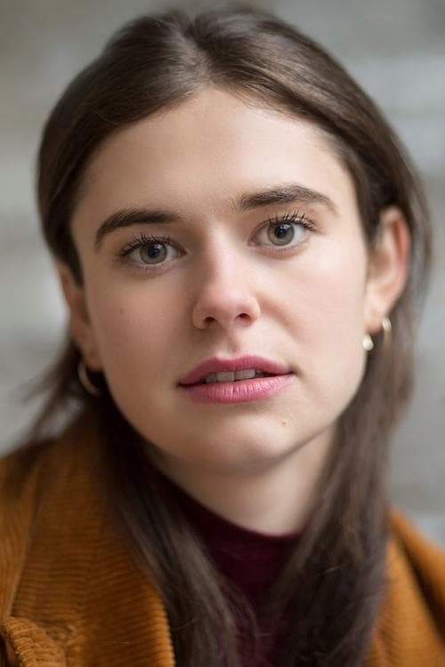 Alison Oliver zdjęcie