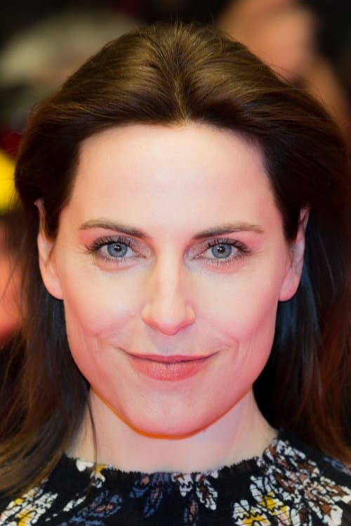 Antje Traue zdjęcie