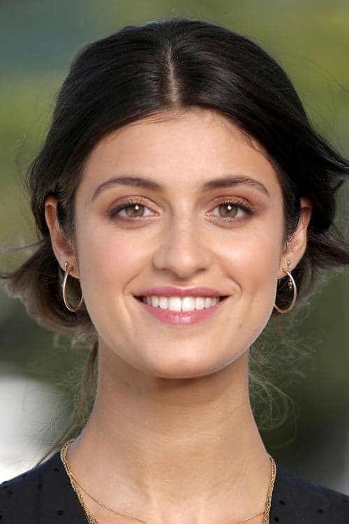Anya Chalotra zdjęcie