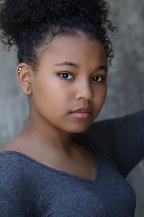 Ariana Neal zdjęcie