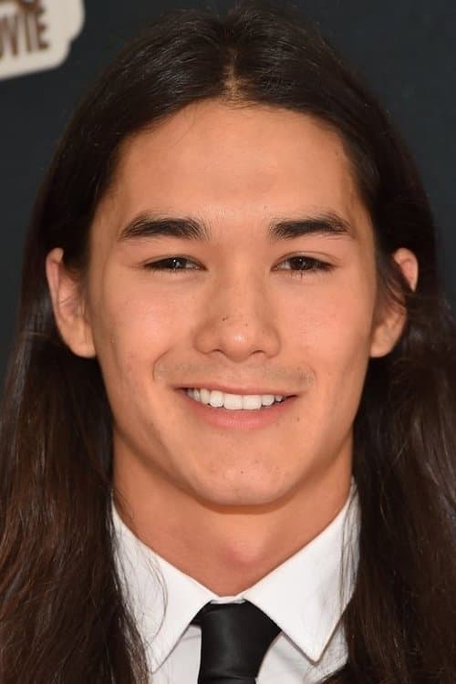 Booboo Stewart zdjęcie
