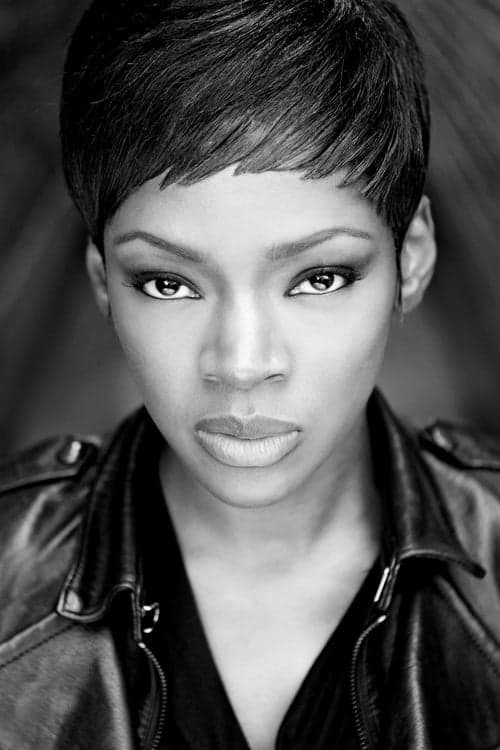 Caroline Chikezie zdjęcie
