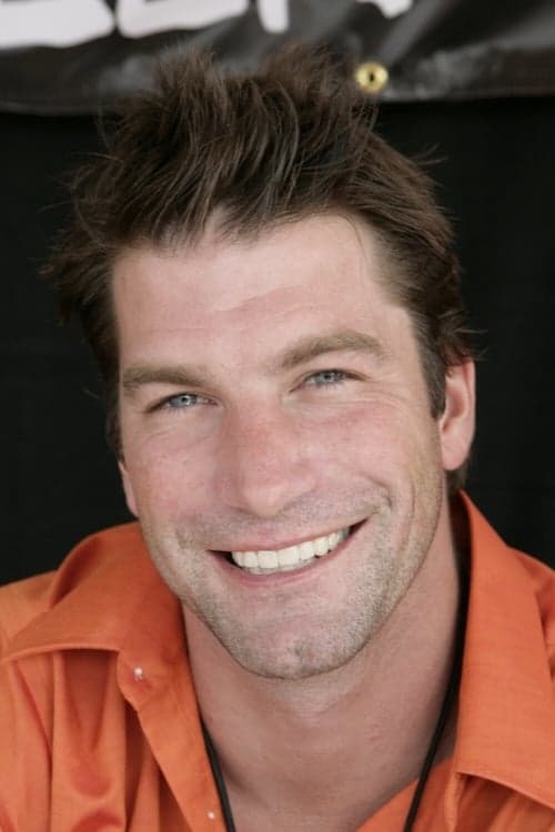 Charlie O'Connell zdjęcie