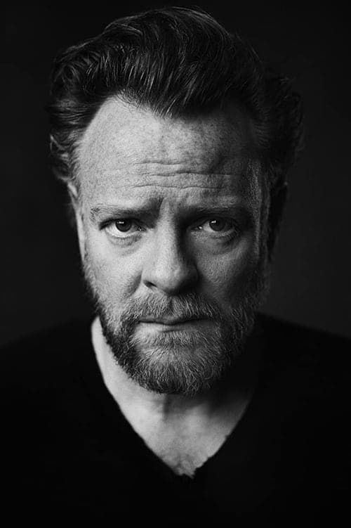 Chris Larkin zdjęcie