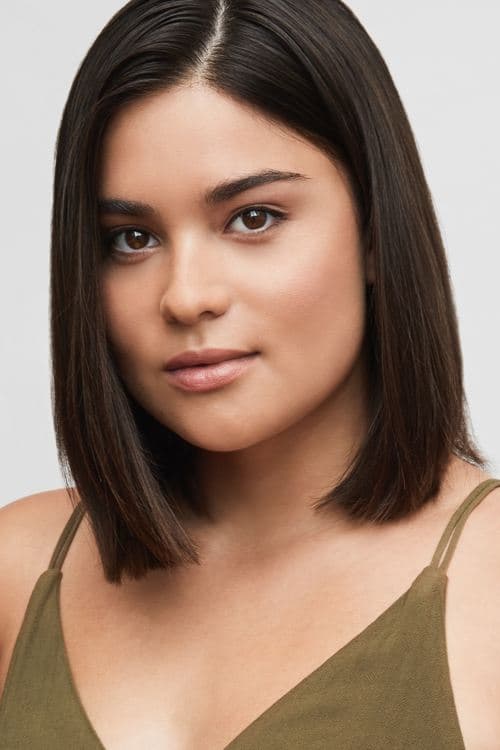 Devery Jacobs zdjęcie