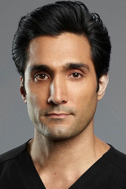 Dominic Rains zdjęcie