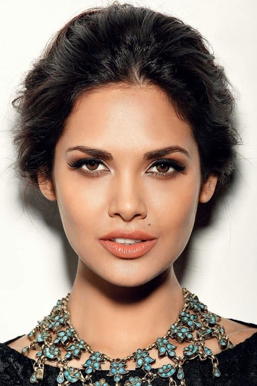 Esha Gupta zdjęcie