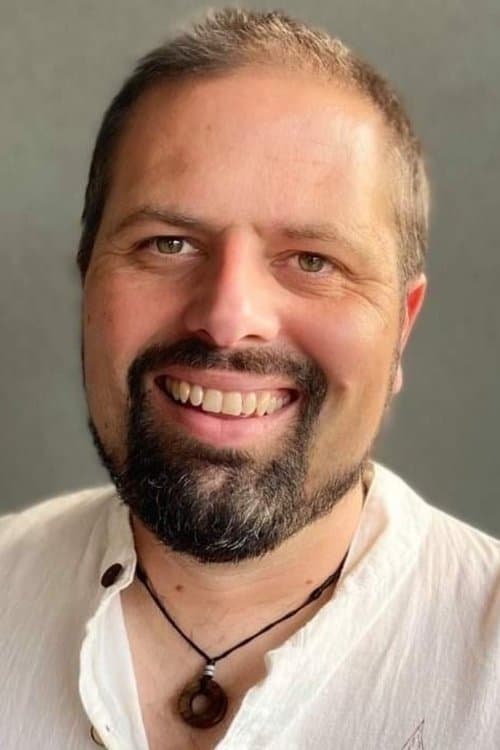 Ethan Cook zdjęcie