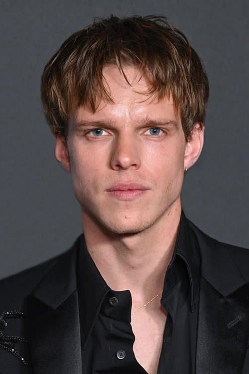 Finn Bennett zdjęcie