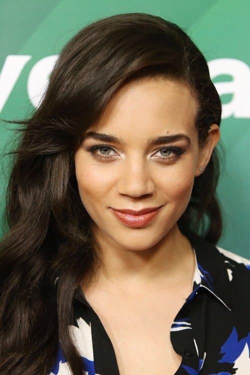 Hannah John-Kamen zdjęcie