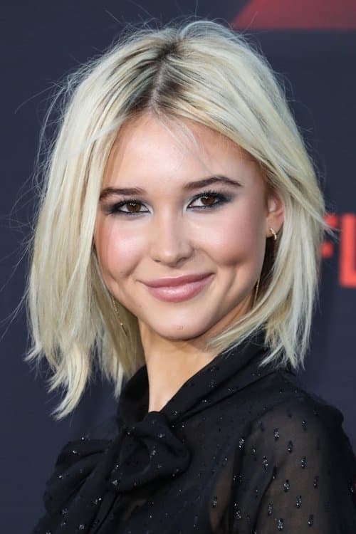 Isabel May zdjęcie