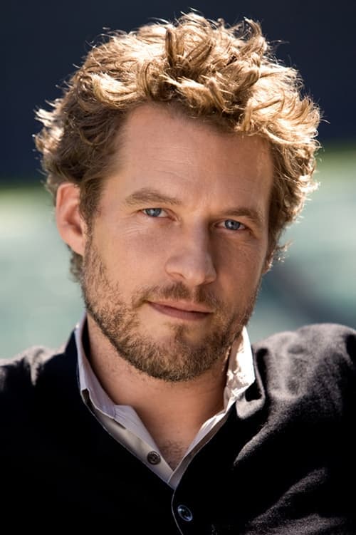 James Tupper zdjęcie