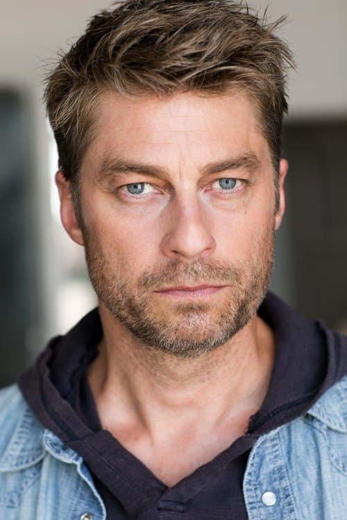 Jamison Jones zdjęcie
