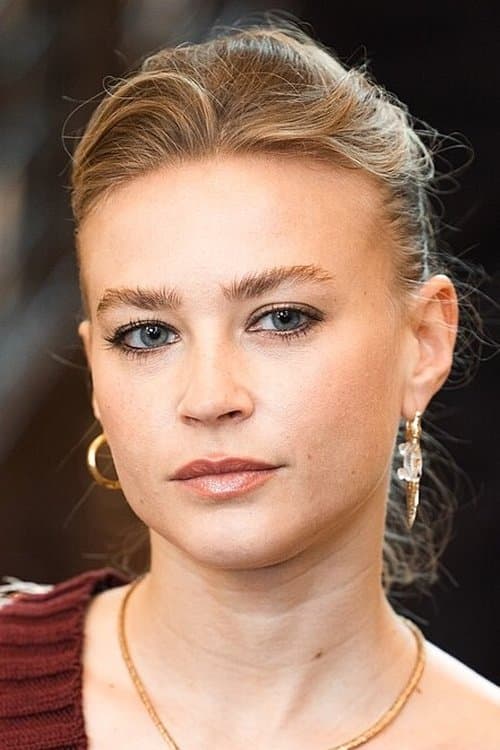 Jeanne Goursaud zdjęcie