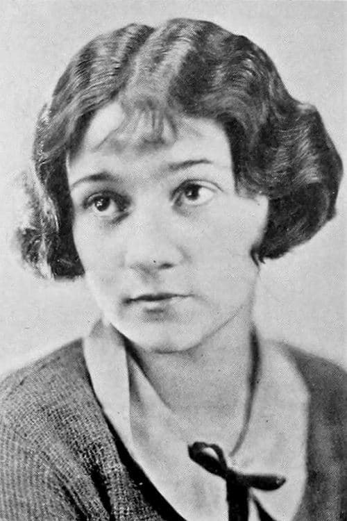 Joan Standing zdjęcie