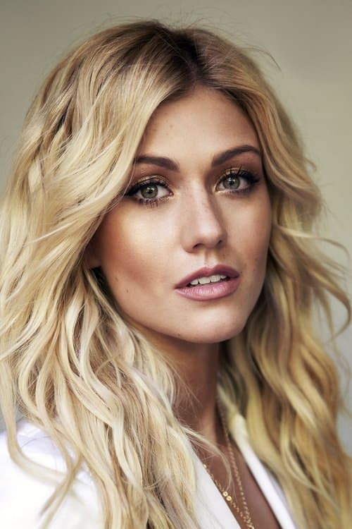 Katherine McNamara zdjęcie