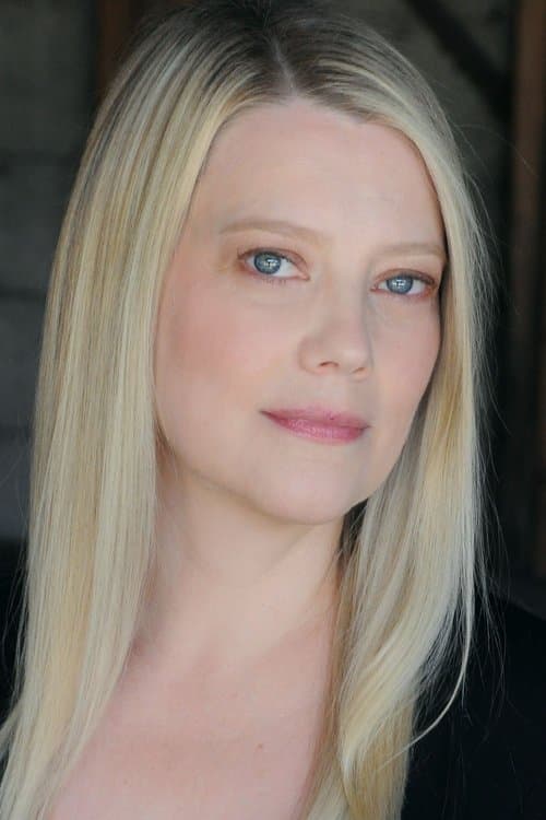 Kellie Overbey zdjęcie