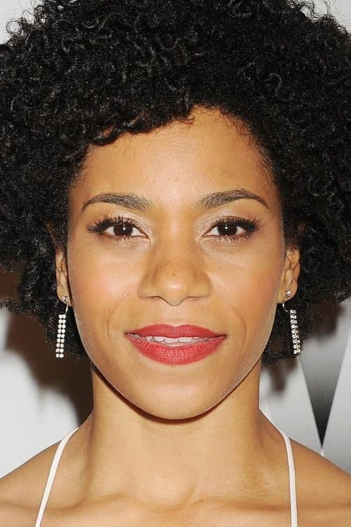 Kelly McCreary zdjęcie