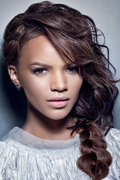 Leslie Grace zdjęcie