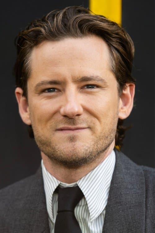 Lewis Pullman zdjęcie