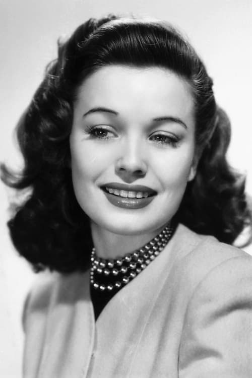 Lois Collier zdjęcie
