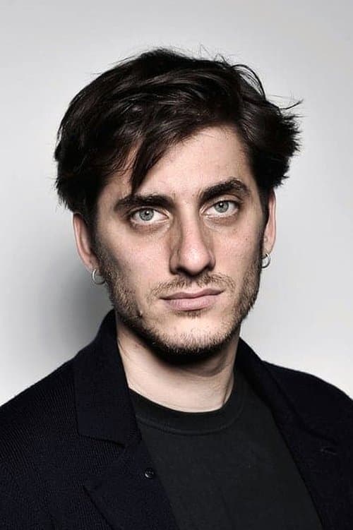 Luca Marinelli zdjęcie