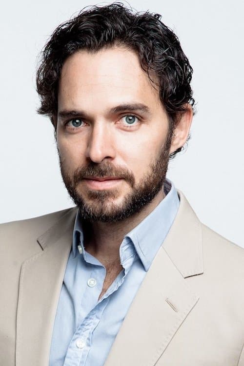 Manolo Cardona zdjęcie