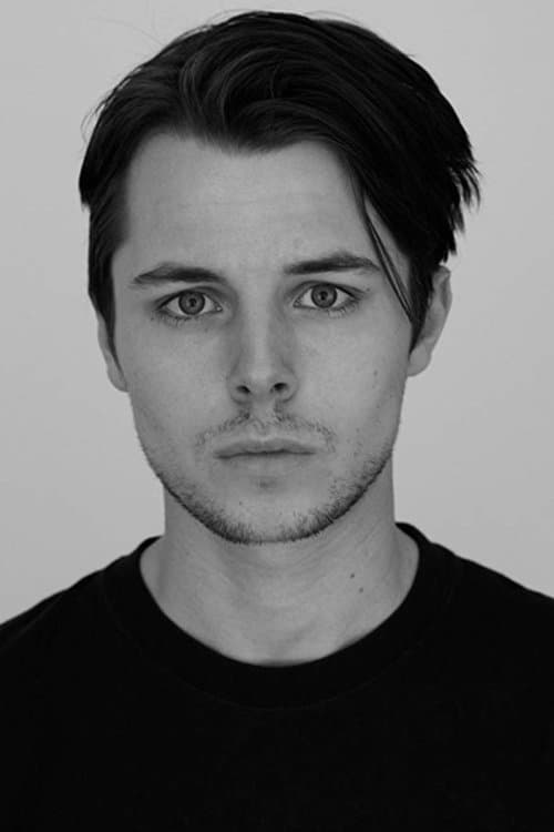 Max Fowler zdjęcie