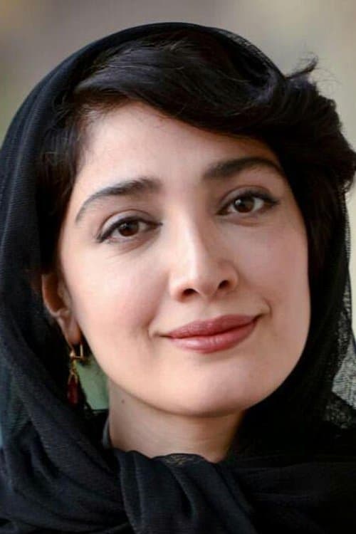 مینا ساداتی zdjęcie