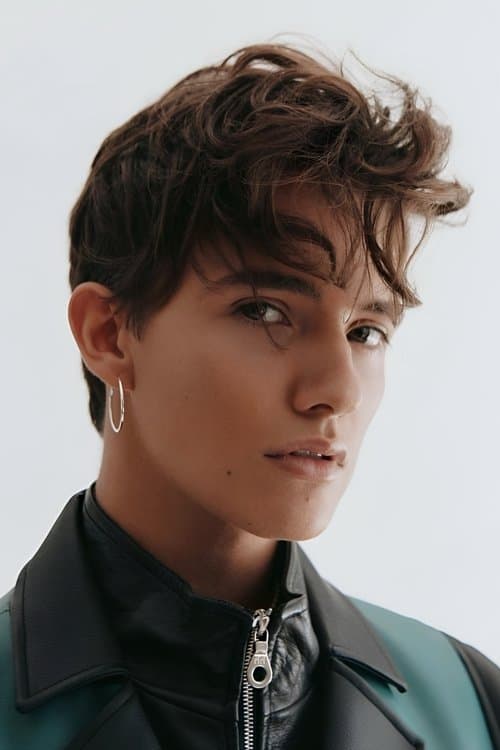 Noah Urrea zdjęcie