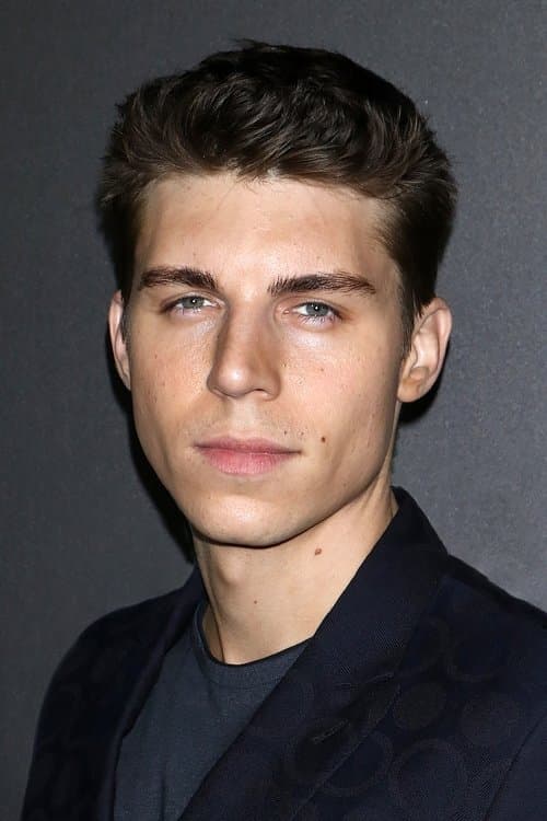 Nolan Gerard Funk zdjęcie