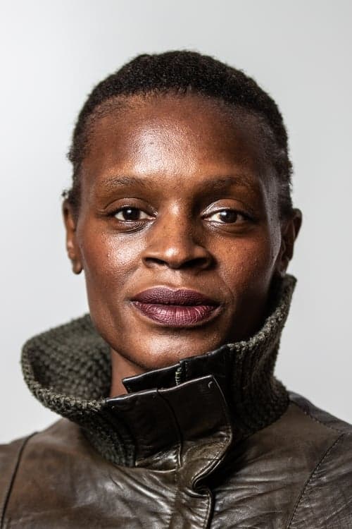 Okwui Okpokwasili zdjęcie