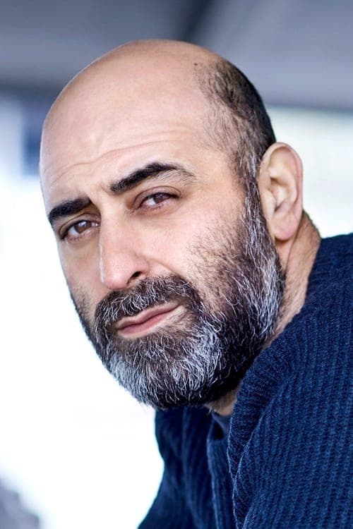 Özgür Karadeniz zdjęcie