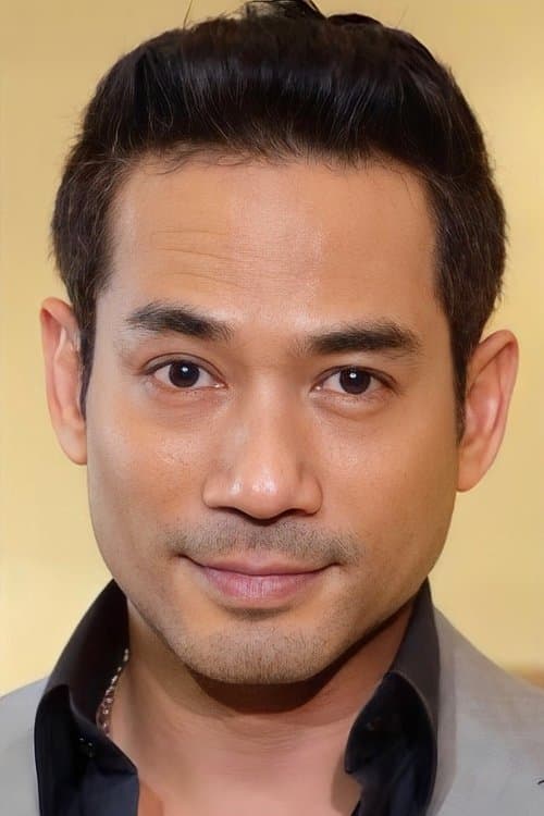 ธีรภัทร์ สัจจกุล zdjęcie