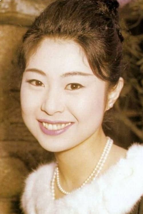中村玉緒 zdjęcie
