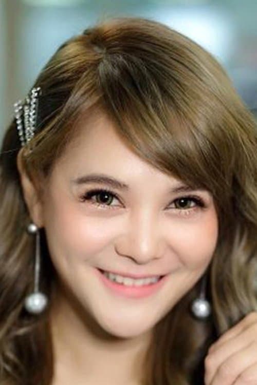 พิมพ์มาดา บริรักษ์ศุภกร zdjęcie