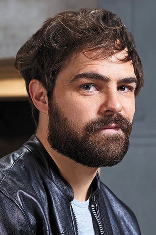 Peter Lanzani zdjęcie