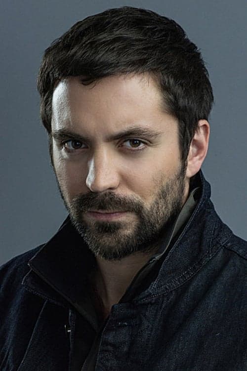 Rhys Coiro zdjęcie
