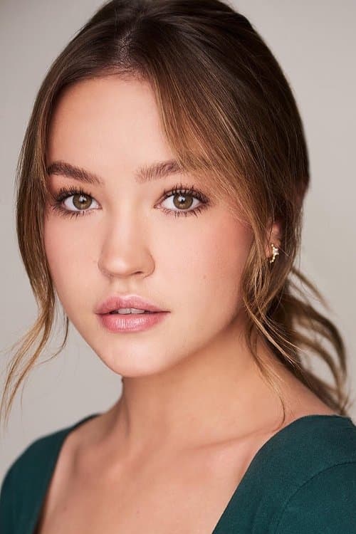 Sadie Stanley zdjęcie
