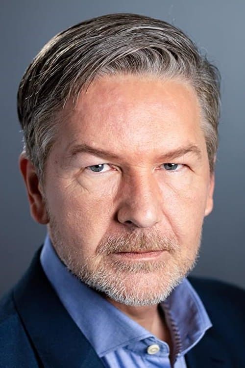 Sean Cameron Michael zdjęcie