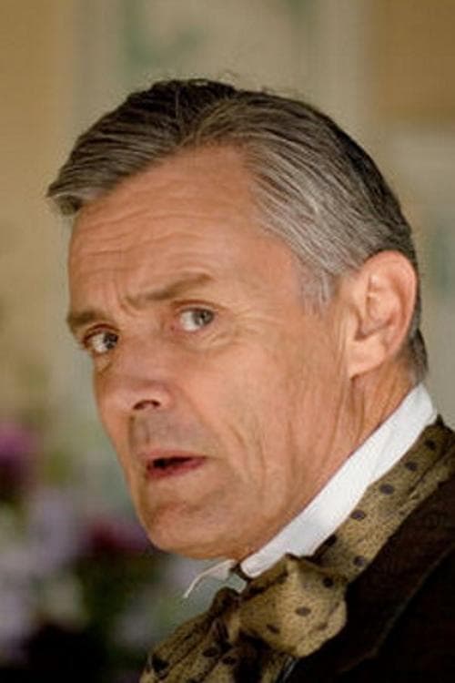Simon Williams zdjęcie