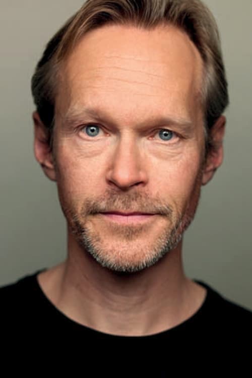 Steven Mackintosh zdjęcie