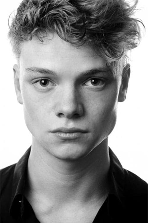 Tom Rhys Harries zdjęcie