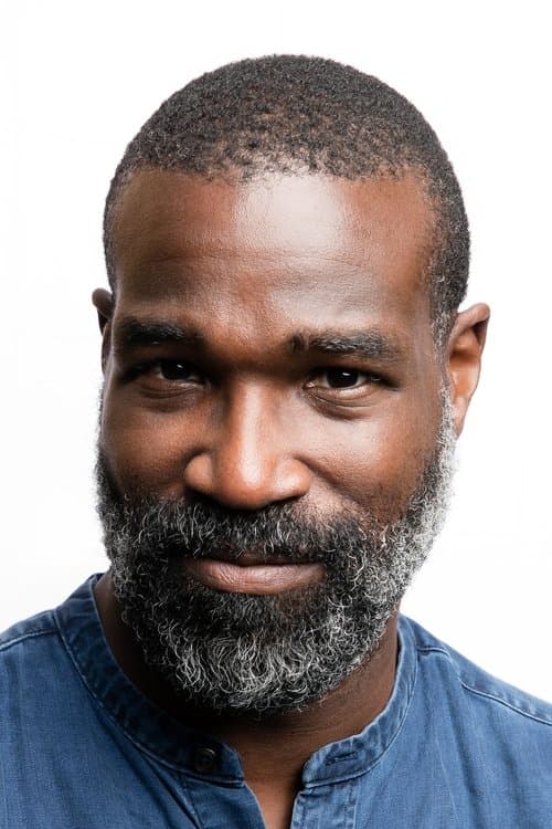 Tunde Adebimpe zdjęcie